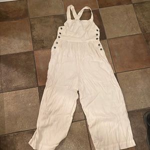 Cute American Eagle Jumpsuit!!